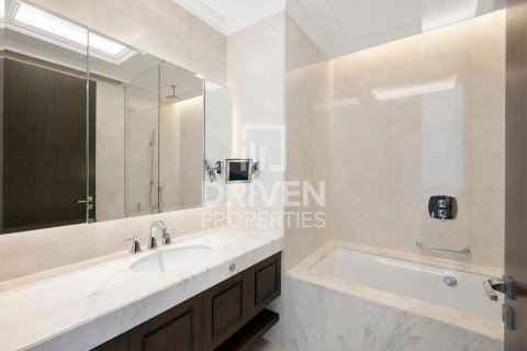 Apartamento en The Address Residence Fountain Views, Downtown Dubai (Downtown Burj Dubai), Dubai, 4 dormitorios, 328.88 m², № 136979 - foto 22