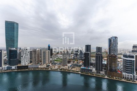 Apartment in Business Bay, Dubai 3 bedrooms, 156.54 sq.m. № 136970 - photo 19