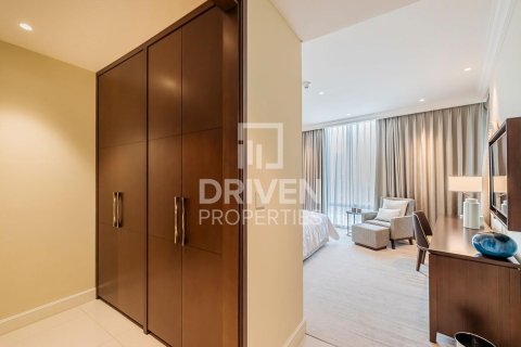 Apartment in The Address Residence Fountain Views, Downtown Dubai (Downtown Burj Dubai), Dubai 2 bedrooms, 123.93 sq.m. № 136969 - photo 10