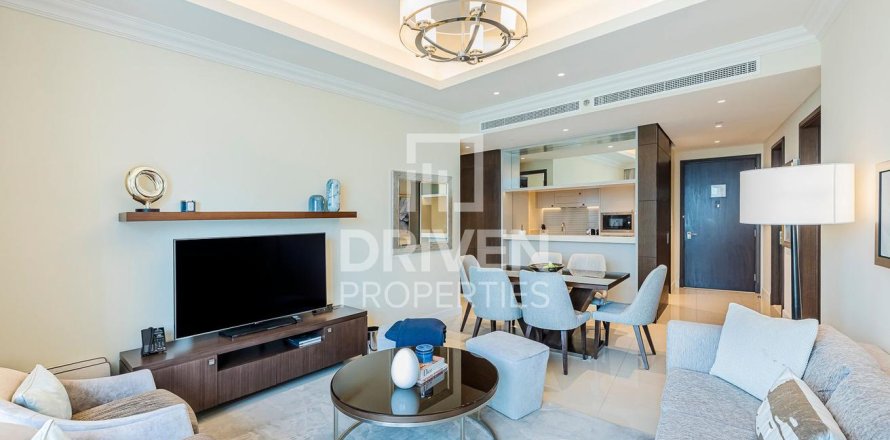 Apartment in The Address Residence Fountain Views, Downtown Dubai (Downtown Burj Dubai), Dubai 2 bedrooms, 123.93 sq.m. № 136969