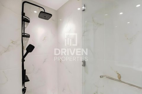 Apartamento en The Residences, Downtown Dubai (Downtown Burj Dubai), Dubai, 2 dormitorios, 125.42 m², № 127070 - foto 19