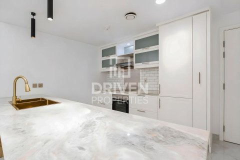 Apartamento en The Residences, Downtown Dubai (Downtown Burj Dubai), Dubai, 2 dormitorios, 125.42 m², № 127070 - foto 9