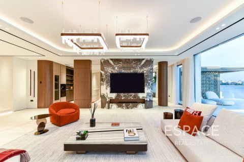 Villa in Palm Jumeirah, Dubai 5 bedrooms, 557 sq.m. № 61909 - photo 14