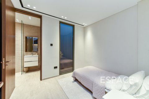 Villa in Palm Jumeirah, Dubai 5 bedrooms, 557 sq.m. № 61909 - photo 20