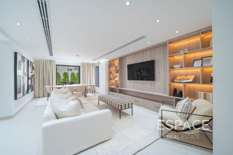 Villa in Arabian Ranches, Dubai 3 bedrooms, 223 sq.m. № 61904 - photo 1
