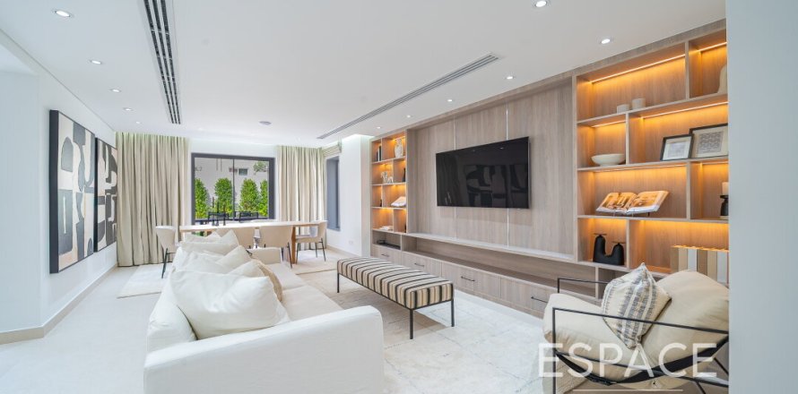 Villa in Arabian Ranches, Dubai 3 bedrooms, 223 sq.m. № 61904