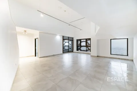 Apartment in Jumeirah Beach Residence, Dubai 3 bedrooms, 215 sq.m. № 61907 - photo 5