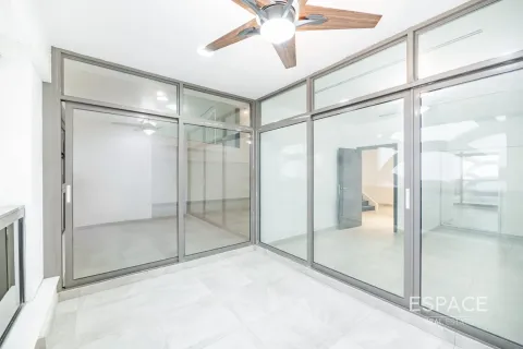 Apartment in Jumeirah Beach Residence, Dubai 3 bedrooms, 215 sq.m. № 61907 - photo 12