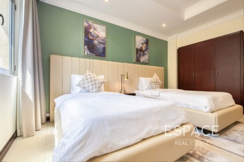 Villa in Palm Jumeirah, Dubai 5 bedrooms, 496 sq.m. № 61905 - photo 14