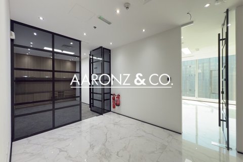 Office in Business Bay, Dubai 392.9 sq.m. № 78371 - photo 3