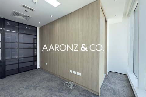 Office in Business Bay, Dubai 392.9 sq.m. № 78371 - photo 13
