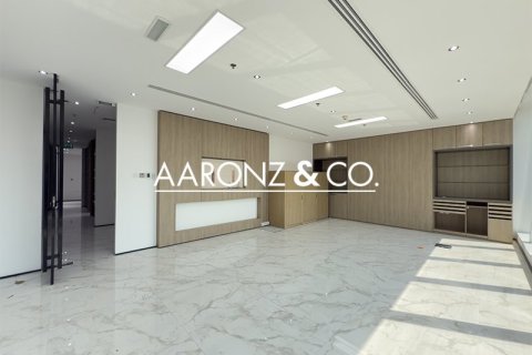Office in Business Bay, Dubai 392.9 sq.m. № 78371 - photo 15
