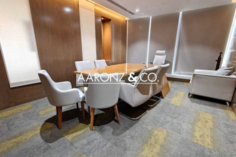 Bureau à Business Bay, Dubai, 536.5 m², № 78373 - photo 18
