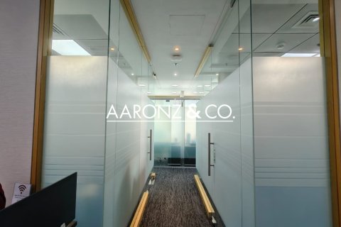 Bureau à Business Bay, Dubai, 536.5 m², № 78373 - photo 10