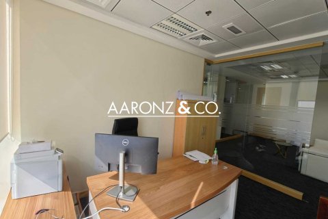 Office in Business Bay, Dubai 281.5 sq.m. № 78374 - photo 12