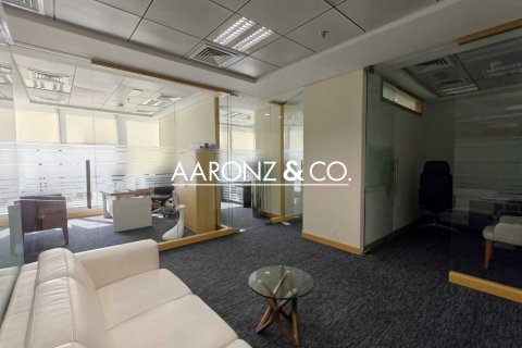Office in Business Bay, Dubai 281.5 sq.m. № 78374 - photo 5