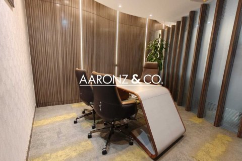 Office in Business Bay, Dubai 281.5 sq.m. № 78374 - photo 15