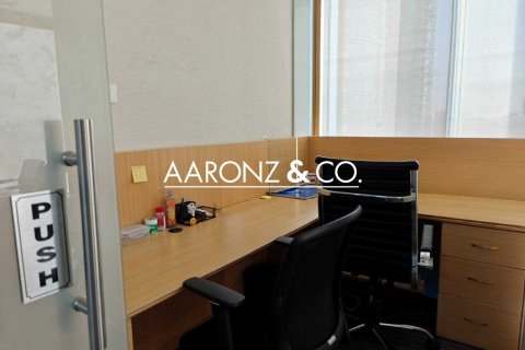 Office in Business Bay, Dubai 254.9 sq.m. № 78372 - photo 10