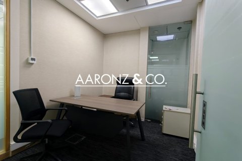 Office in Business Bay, Dubai 254.9 sq.m. № 78372 - photo 16
