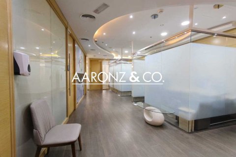 Office in Business Bay, Dubai 254.9 sq.m. № 78372 - photo 1