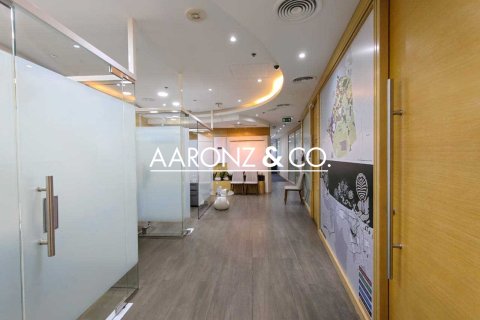 Office in Business Bay, Dubai 254.9 sq.m. № 78372 - photo 2