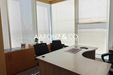 Office in Business Bay, Dubai 254.9 sq.m. № 78372 - photo 14