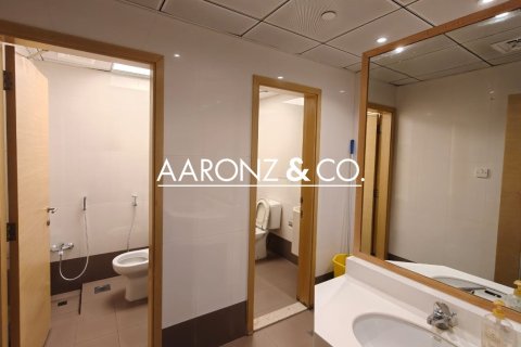 Office in Business Bay, Dubai 254.9 sq.m. № 78372 - photo 21