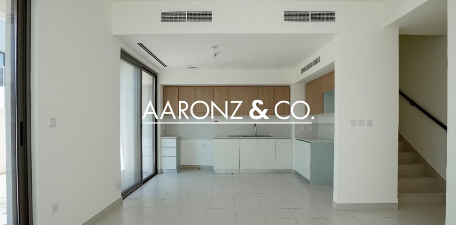 فيلا في دبي 3 غرف نوم, 129.9 م² رقم 78383