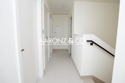 Villa in Dubai 3 bedrooms, 129.9 sq.m. № 78383 - photo 4