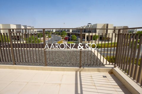 Villa in Dubai 3 bedrooms, 129.9 sq.m. № 78383 - photo 26