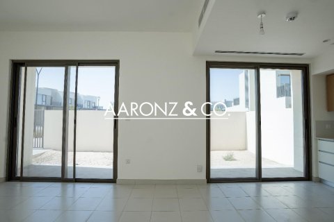 Villa in Dubai 3 bedrooms, 129.9 sq.m. № 78383 - photo 15