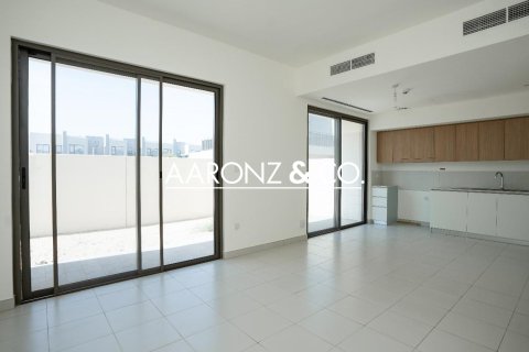 Villa in Dubai 3 bedrooms, 129.9 sq.m. № 78383 - photo 14