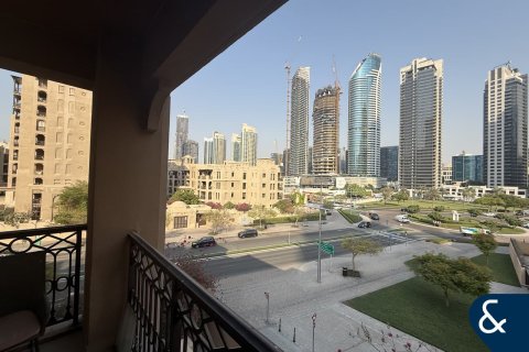 Apartamento en Old Town, Dubai, 1 dormitorio, 85 m², № 74599 - foto 1