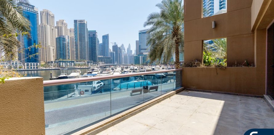 Villa en Dubai Marina, Dubai, 5 dormitorios, 336 m², № 74596