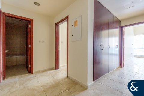 Villa en Dubai Marina, Dubai, 5 dormitorios, 336 m², № 74596 - foto 11