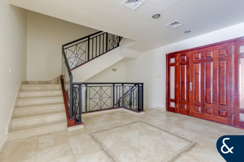 Villa en Dubai Marina, Dubai, 5 dormitorios, 336 m², № 74596 - foto 7