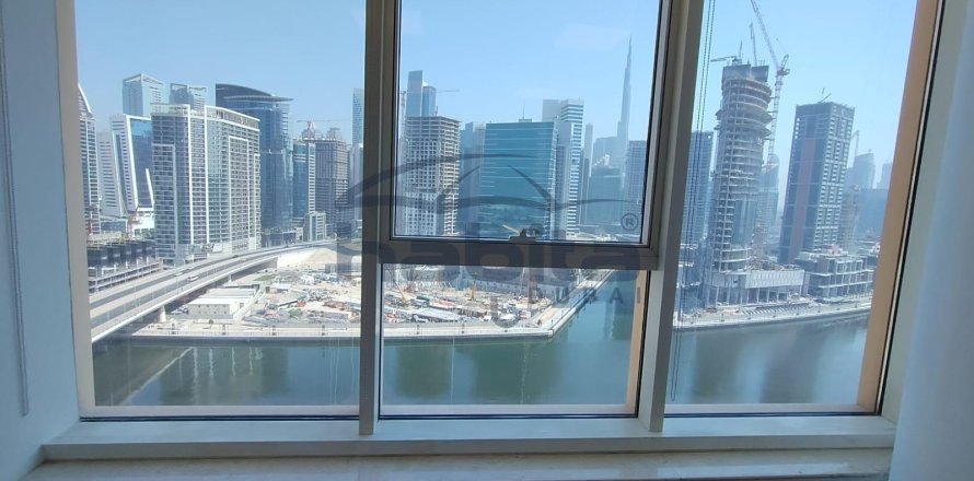 Офис в Churchill Towers, Бизнес-Бэй, Дубай, 86.8м², № 7676