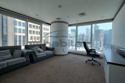Снять в аренду офис в Churchill Towers, Бизнес-Бэй, Дубай: 86.8м², № 7676 - фото 26