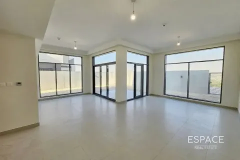 Maison de ville à Dubai South (Dubai World Central), Dubai, 4 chambres, 306 m², № 122329 - photo 2