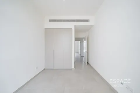 Adosado en Mudon, Dubai, 3 dormitorios, 206 m², № 122328 - foto 11
