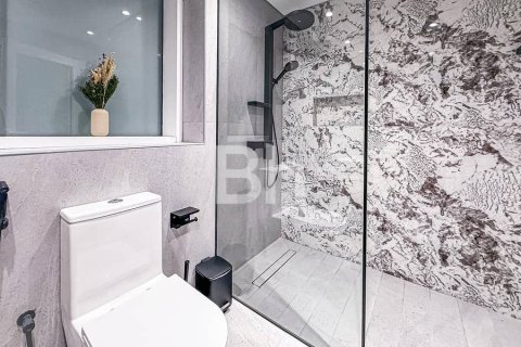 Apartment in Jumeirah Lake Towers, Dubai 2 bedrooms, 110 sq.m. № 56611 - photo 6