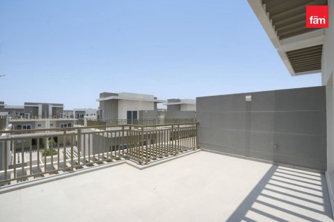 Villa en Dubai, 3 dormitorios, 112.2 m², № 118321 - foto 5