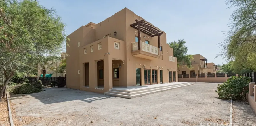 Вилла в Al Furjan, Дубай, 6 спален, 637м², № 122341