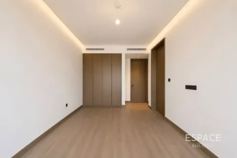 Villa in Tilal Al Ghaf, Dubai 5 bedrooms, 557 sq.m. № 122340 - photo 5