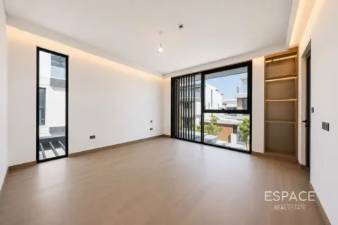 Villa in Tilal Al Ghaf, Dubai 5 bedrooms, 557 sq.m. № 122340 - photo 9