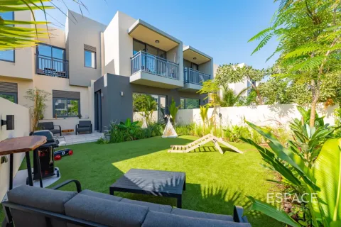 Villa en Dubai Hills Estate, Dubai, 3 dormitorios, 207 m², № 122346