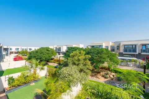 Villa en Dubai Hills Estate, Dubai, 3 dormitorios, 207 m², № 122346 - foto 17