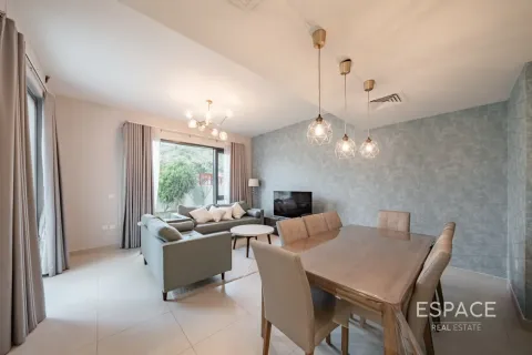 Villa en Dubai Hills Estate, Dubai, 3 dormitorios, 207 m², № 122346 - foto 3