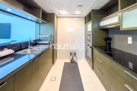 Apartamento en The Lofts, Downtown Dubai (Downtown Burj Dubai), Dubai, 2 dormitorios, 126 m², № 44783 - foto 4