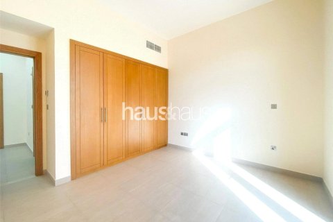 Villa en Jumeirah Park, Dubai, 4 dormitorios, 386 m², № 44792 - foto 8